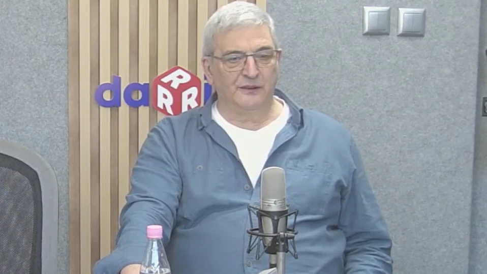 Проф. Александър Кьосев: Над 30% от българите не четат въобще, ситуацията е меко казано тревожна