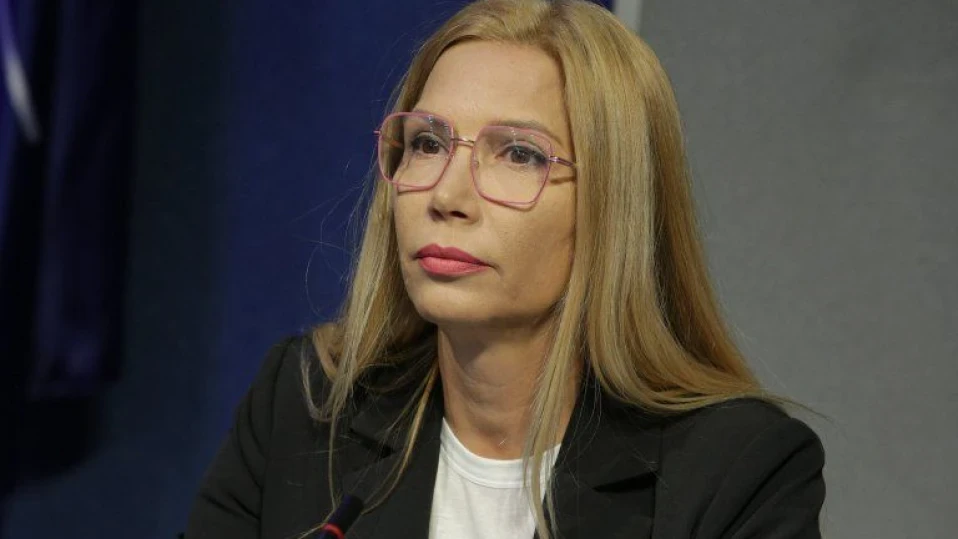 Таня Димитрова, МВнР: Моряците на кораба "Руен" пътуват към Оман, те са в добро здраве