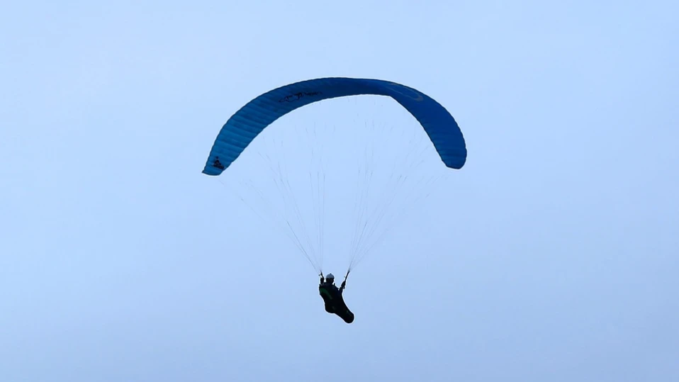 Германка загина, след като се блъсна с парапланер в гондола в Тирол