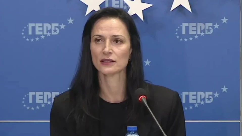 Мария Габриел: Всичко ще стане ясно в 12 часа