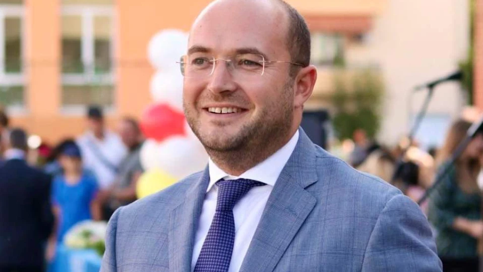 Над 68 000 ученици и студенти в София с намалени карти за градски транспорт