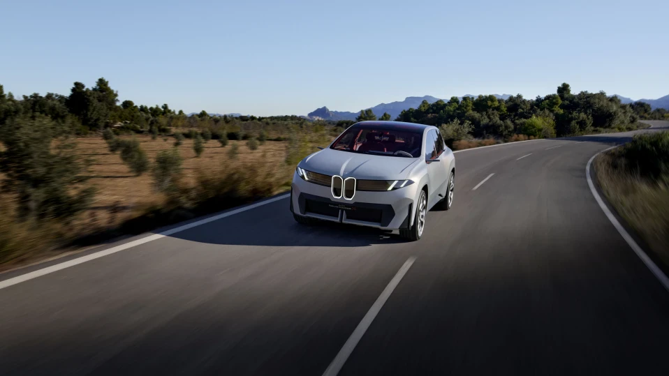 „Нов клас“ BMW за електрическо бъдеще
