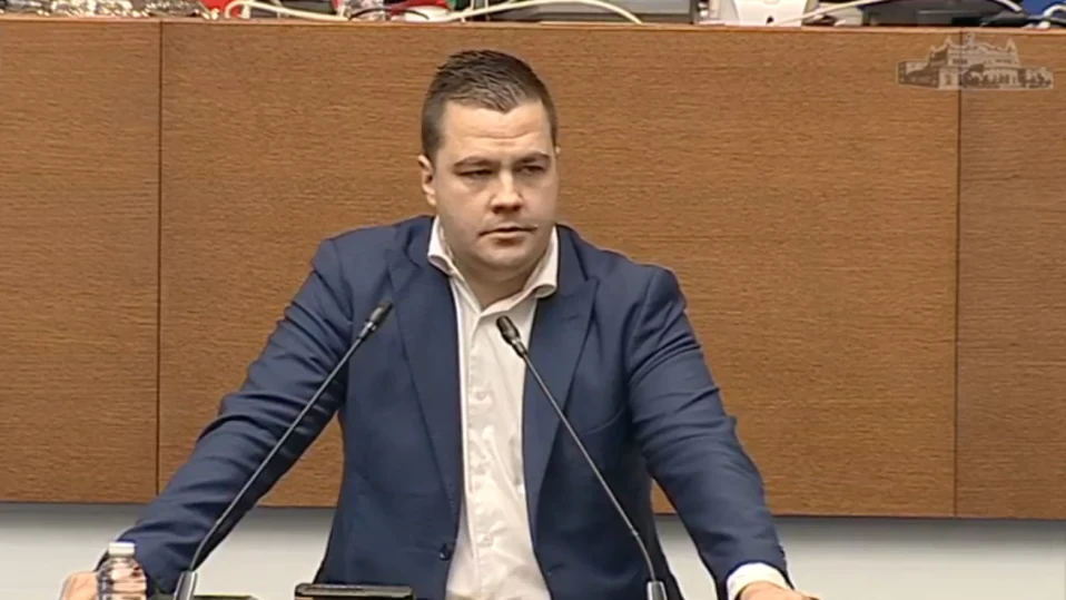 Балабанов към Петков: ХараКиро, пак ли ще молиш от диванчето?