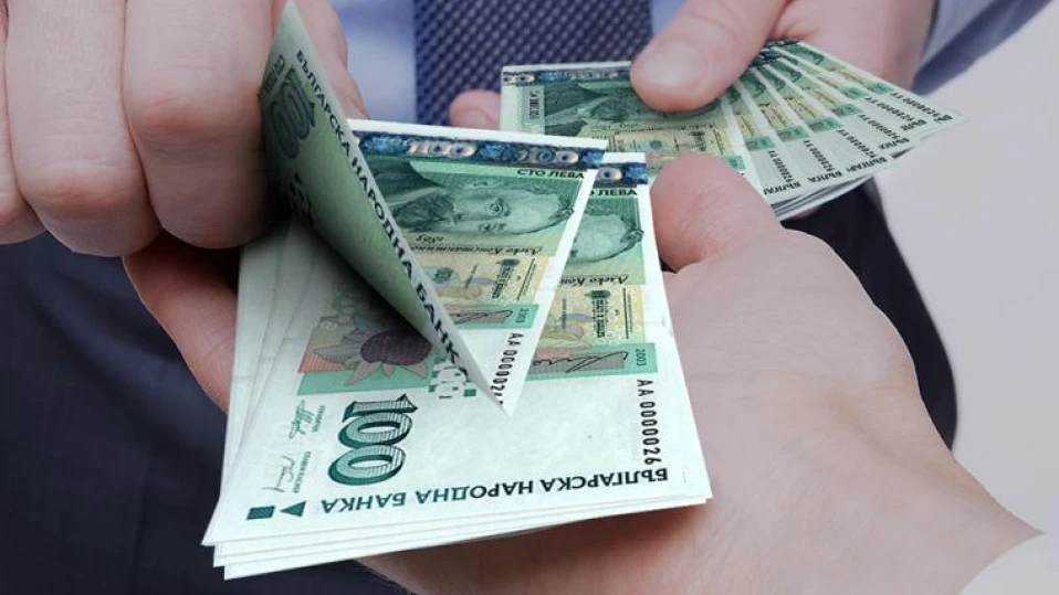 У нас дават 9,3 евро за час труд, в Германия 41 евро