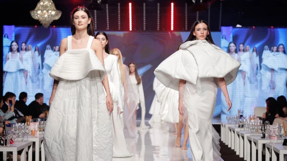 Студенти показаха модни творения в първата вечер на "Sofia Fashion Week 2024" (СНИМКИ)