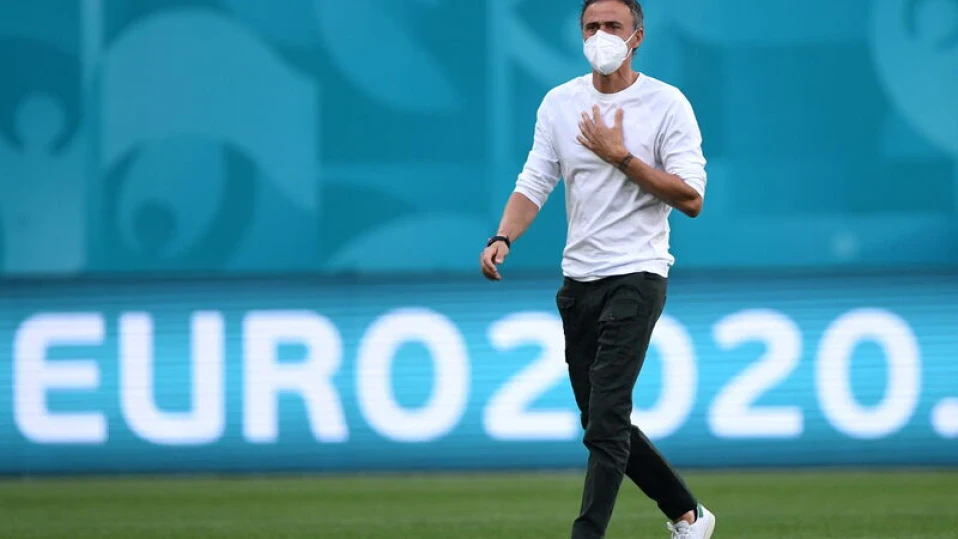 Барселона избира окончателно между Луис Енрике и Ханзи Флик, Шави съди журналист за уронване на престижа