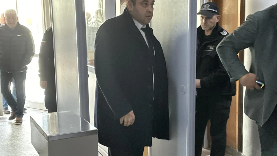Домашен арест и за зам.-кмета на Омуртаг
