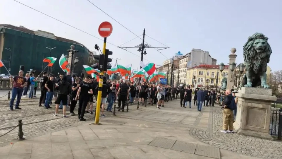 Протест под наслов "Вън мигрантите от България" се проведе в София (ВИДЕО)