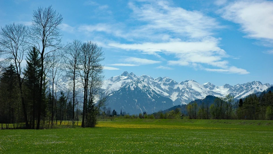 ПСС: Снежната покривка в планините е мека и се топи
