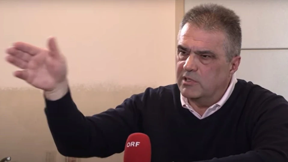 Шпионска интрига подлуди Австрия, плъзва към Италия