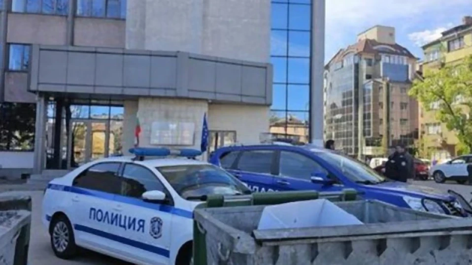 Агенти на ДАНС прибраха шефовете на митницата (обзор)