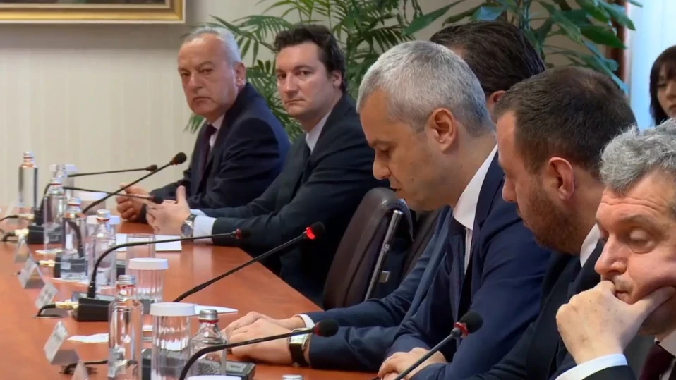 Костадинов: Служебният кабинет е балансиран - балансиран между ГЕРБ, ПП-ДБ и ДПС
