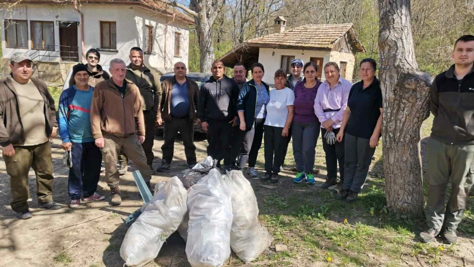 Премахнаха микросметища във Върбишко