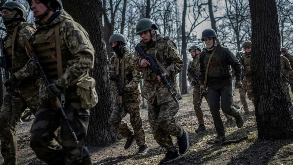 Комарът онлайн - отдушник на украинците в окопите