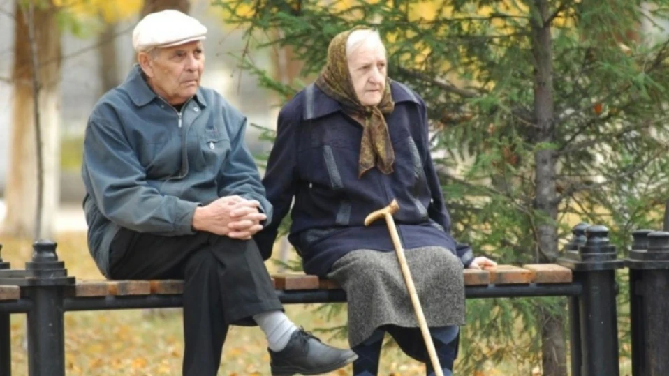 Най-бедните пенсионери ще получат по 100 лв. добавка за Великден