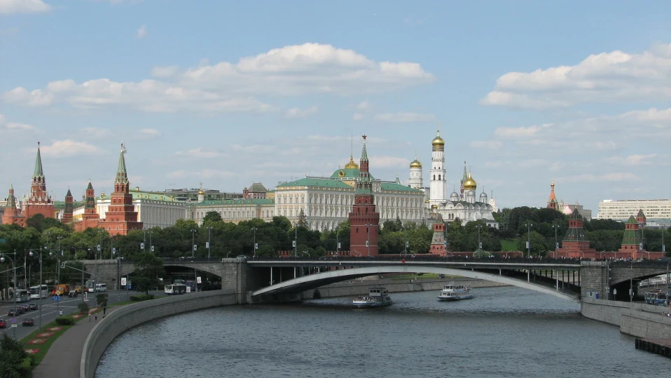 Москва изгони служител на словенското посолство
