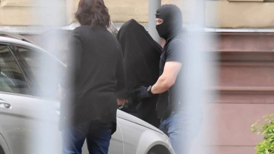 Четирима тийнейджъри са арестувани в Германия за подготовка на терористичен акт