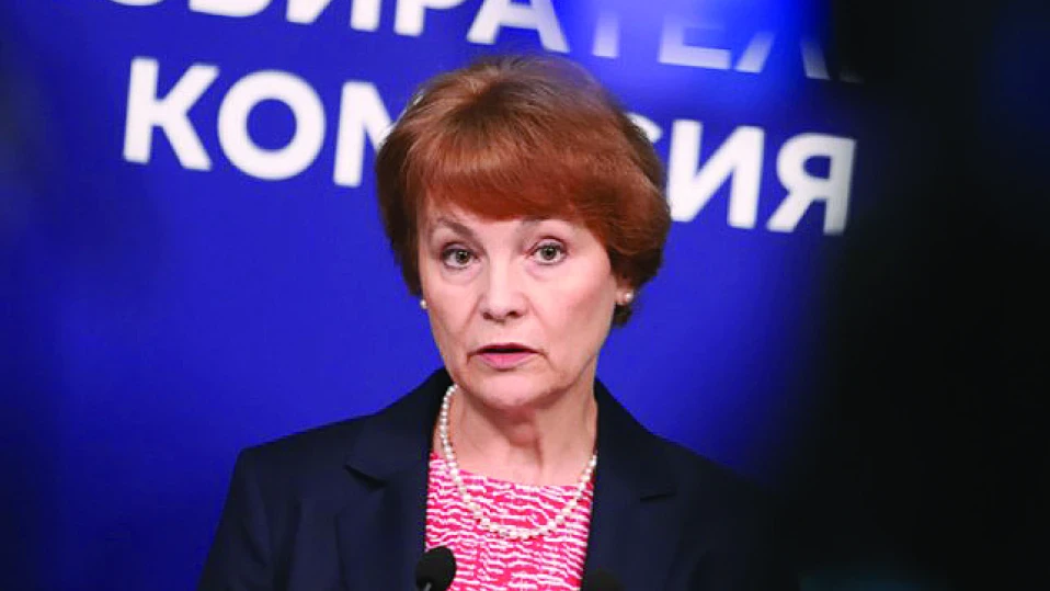 Росица Матева, ЦИК: Първо гласувайте в квадратчето с номера на партията и после в кръгчето за кандидат