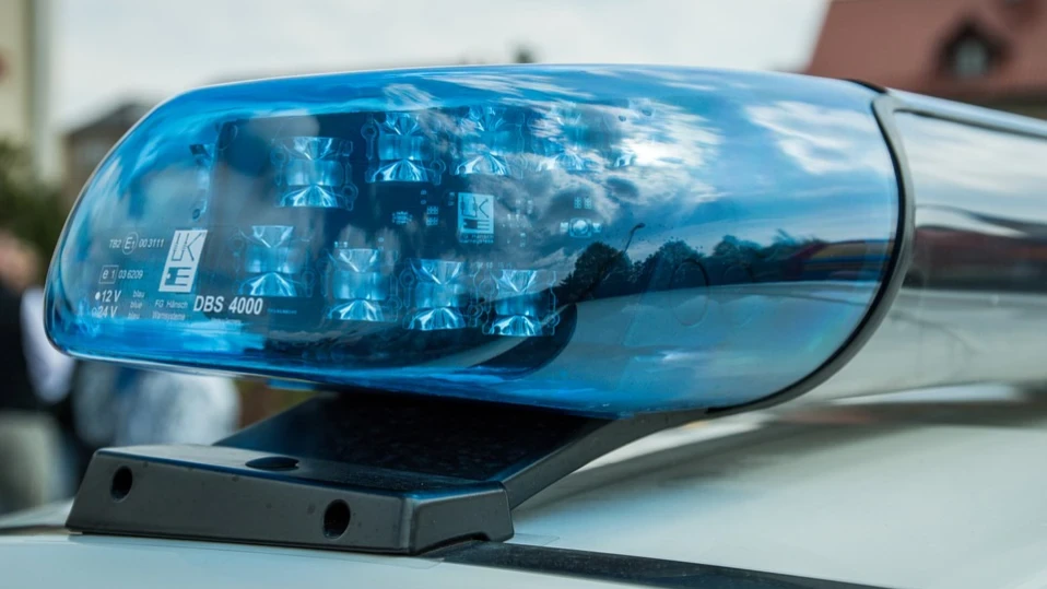 Задържаха 11 души при спецакция в Сливенско