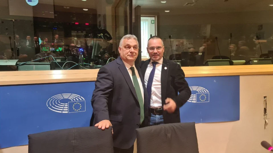 Джамбазки се срещна с Орбан в Брюксел