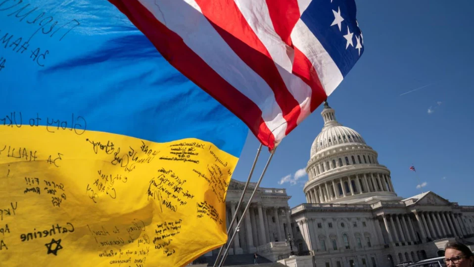 US Конгресът одобри $61 млрд. военна помощ за Украйна (обзор)