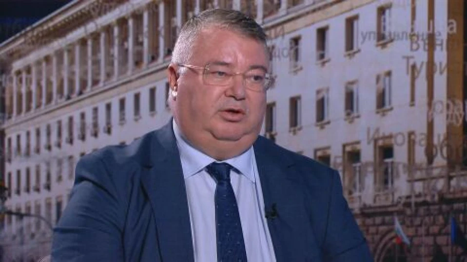 Министър Ивайло Иванов: 534 хиляди пенсионери ще получат великденска добавка