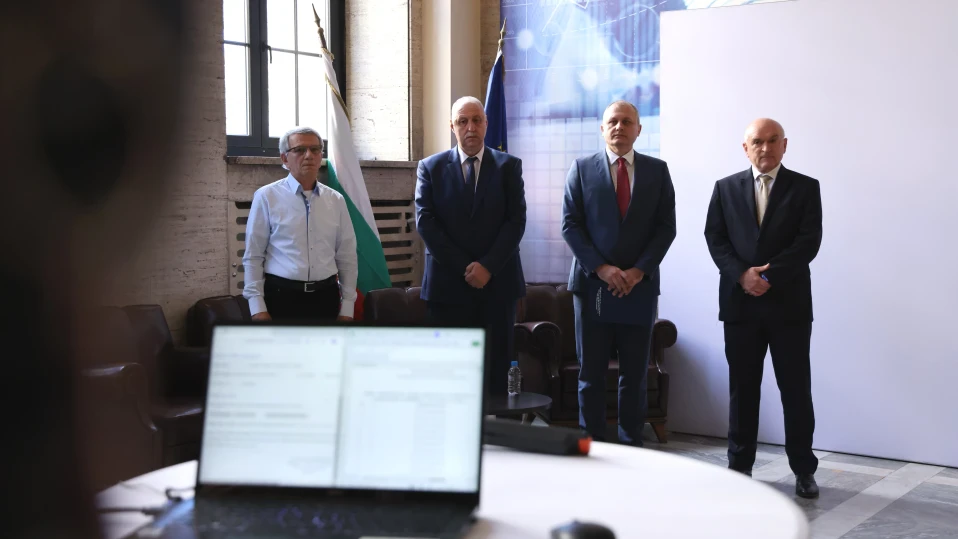 Главчев: Важно е да върнем доверието на гражданите в машинното гласуване