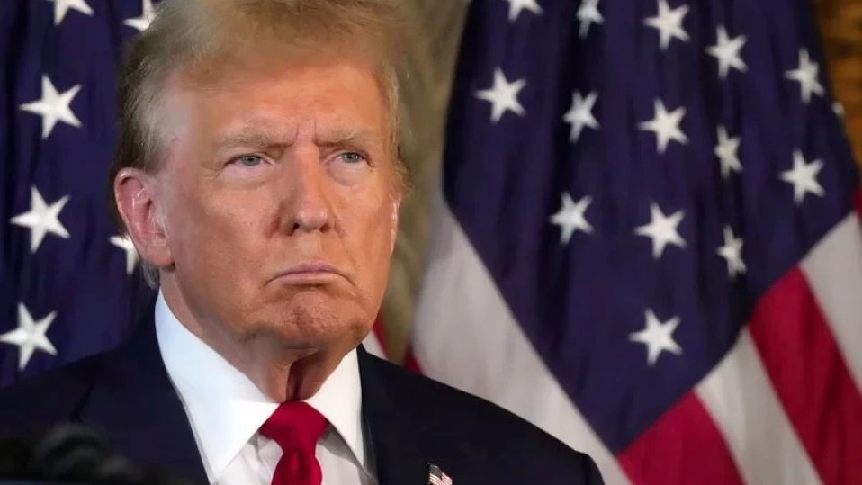 Тръмп обеща 10% мито на всички вносни стоки