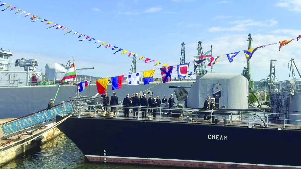 ВМС обезвредили 5 плаващи мини от началото на войната в Украйна