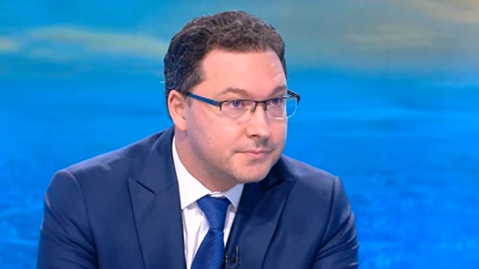 Даниел Митов: ГЕРБ расте като външния дълг на Асен Василев