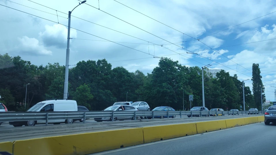 Верижна катастрофа в тунел „Люлин“ в София