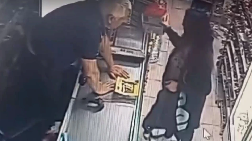 Заловиха серийна крадла на кутии за дарения