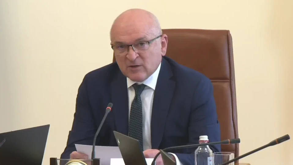 Главчев: Пенсиите ще бъдат увеличени с 11% от 1 юли