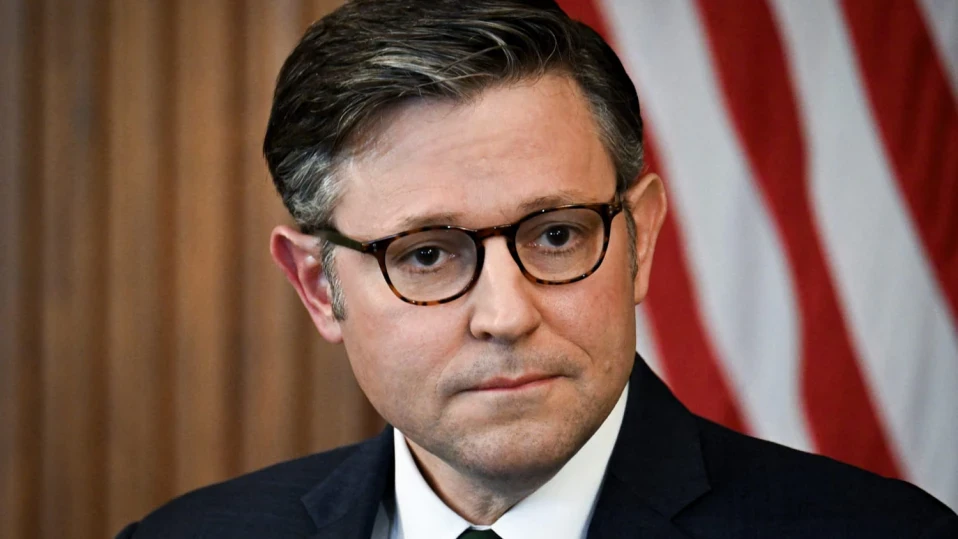 Майк Джонсън подкрепя идеята Украйна да удари Русия с американски оръжия