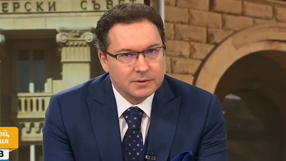 Митов: Трябва да подкрепяме Украйна
