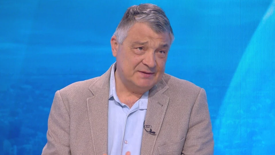 Свинаров: Член 5 на НАТО не се прилага, ако държава членка насочи свои войски срещу Русия