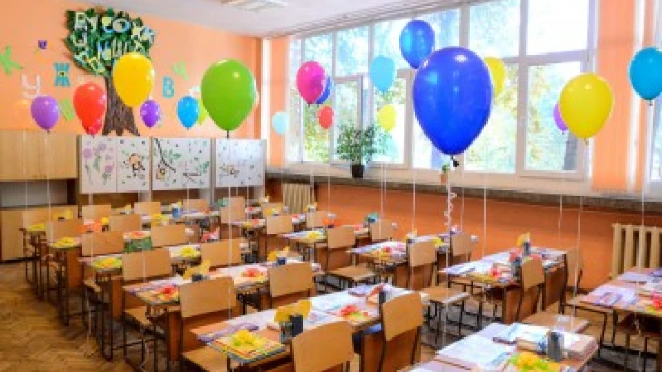 10 873 деца кандидатстваха за първи клас в София