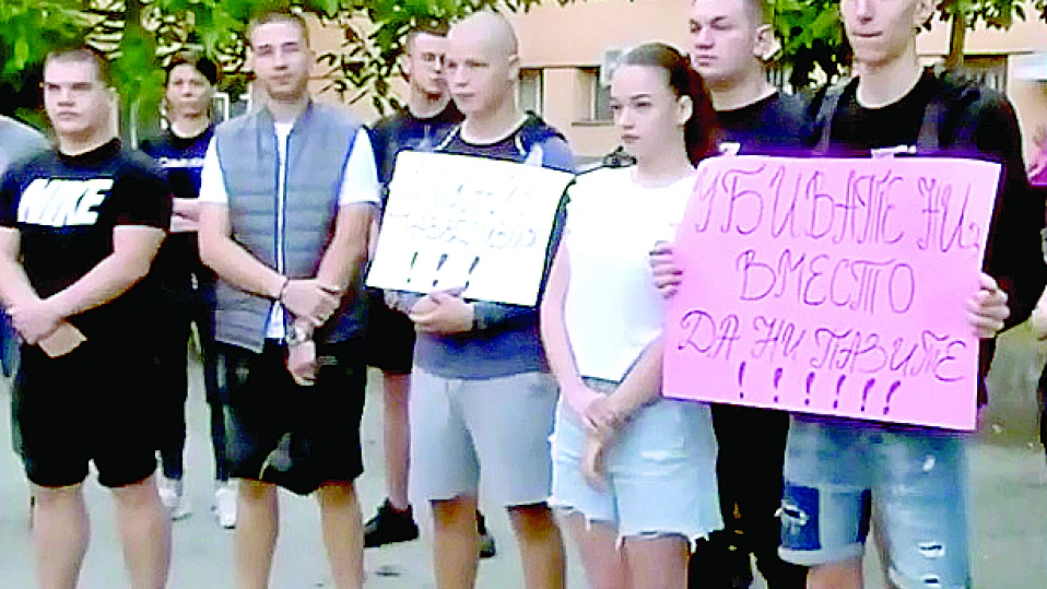 Обвиняват полицай, прострелял момче (обзор)