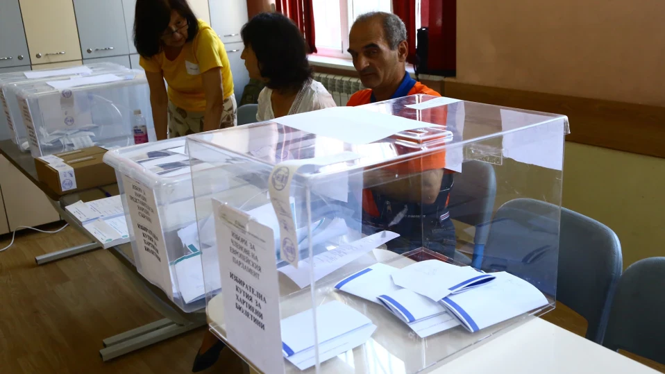 Ето как върви гласуването към 16.00 ч.