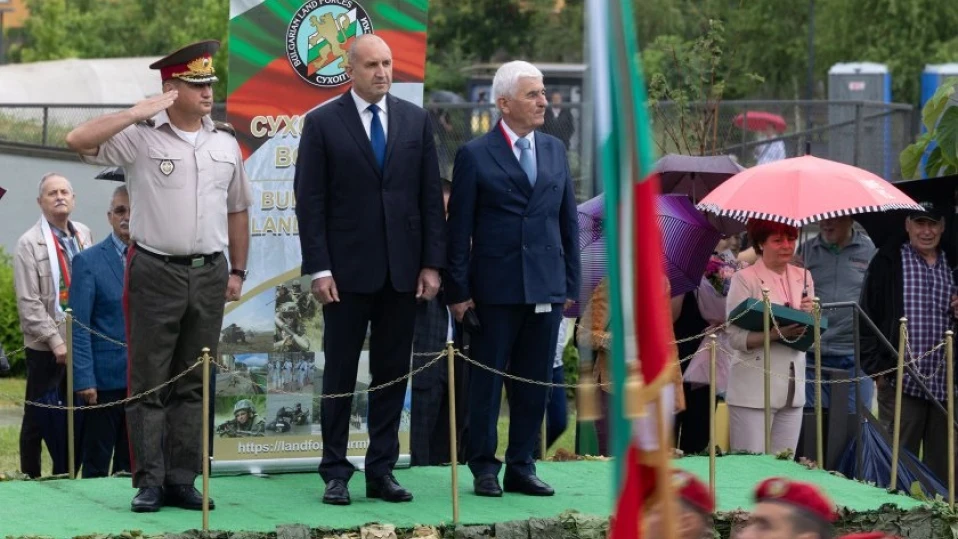 Радев: Трябва да осигурим елементарна начална военна подготовка на младите