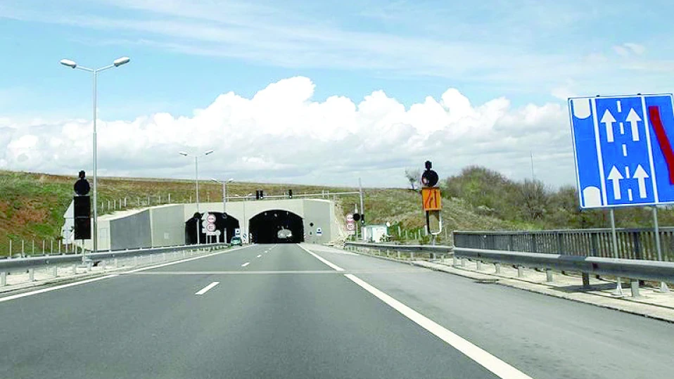 Няма светлина в тунелите на магистрала „Люлин“