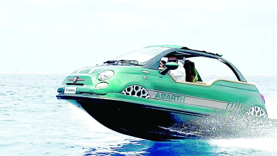 Abarth влиза във водата