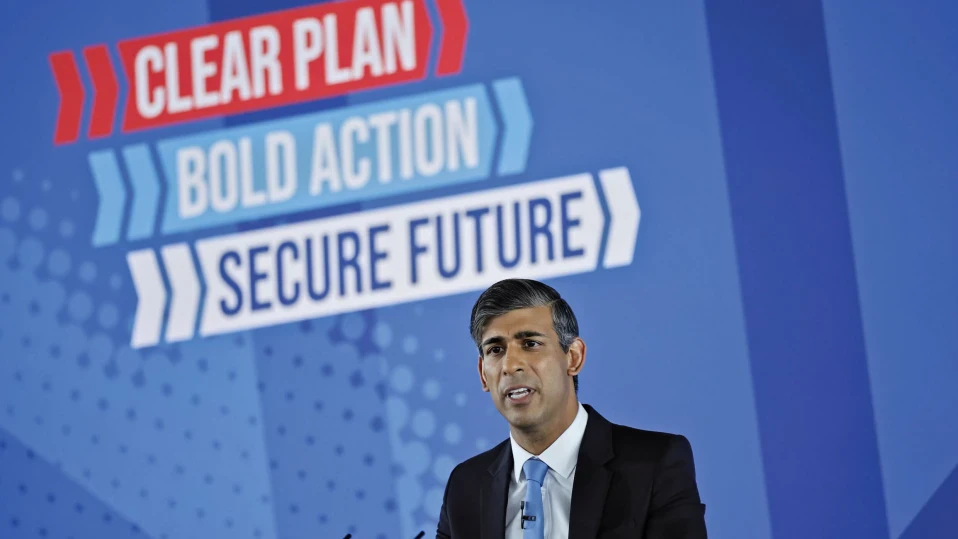 Електорално изтребление за британските тори