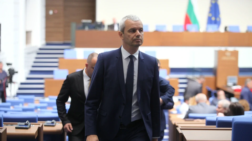 Костадин Костадинов: Поставена е под заплаха част от системата на национална сигурност в лицето на БПЦ