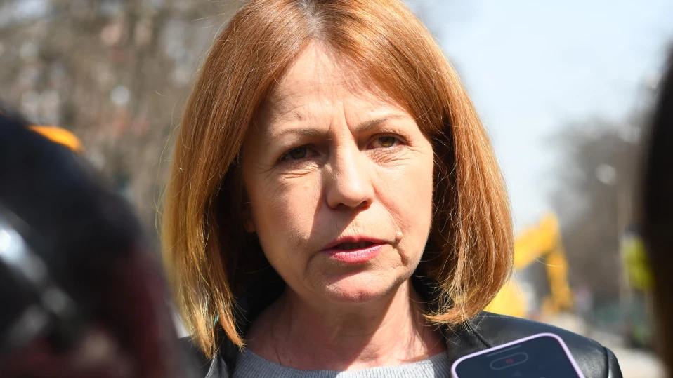 Фандъкова за движението на бул. "Патриарх Евтимий": Те направиха безумие и сега се оправдават с мен