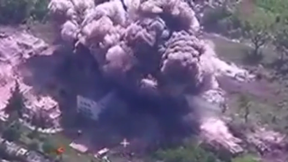 Bild: Русия използва тритонна бомба ФАБ-3000 М-54 в Харковска област (ВИДЕО)