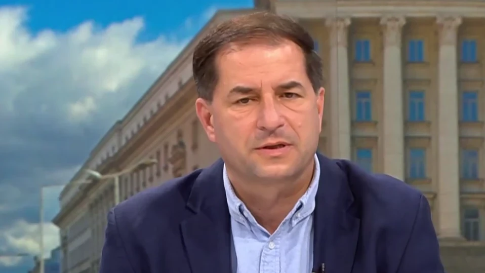 Доц. Борислав Цеков: Президентска република би съсипала държавата