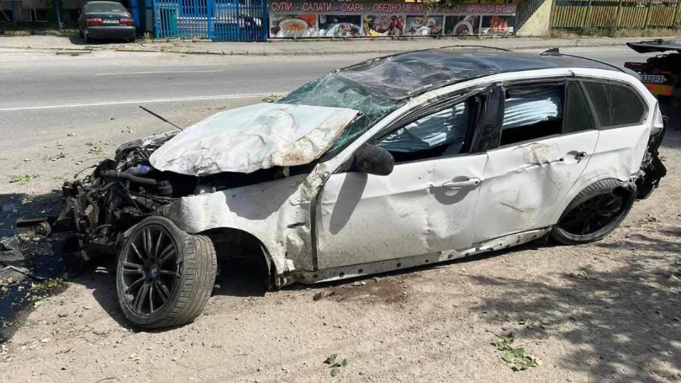 Тежка катастрофа в столицата (СНИМКИ)