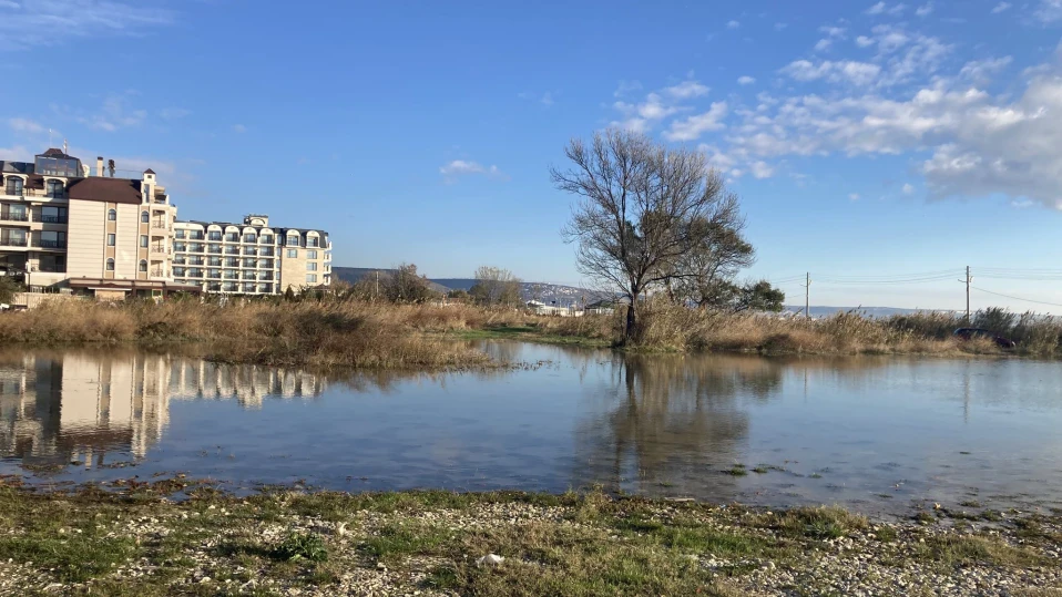 Забраниха къпането в Кранево заради замърсяване с ешерихия коли