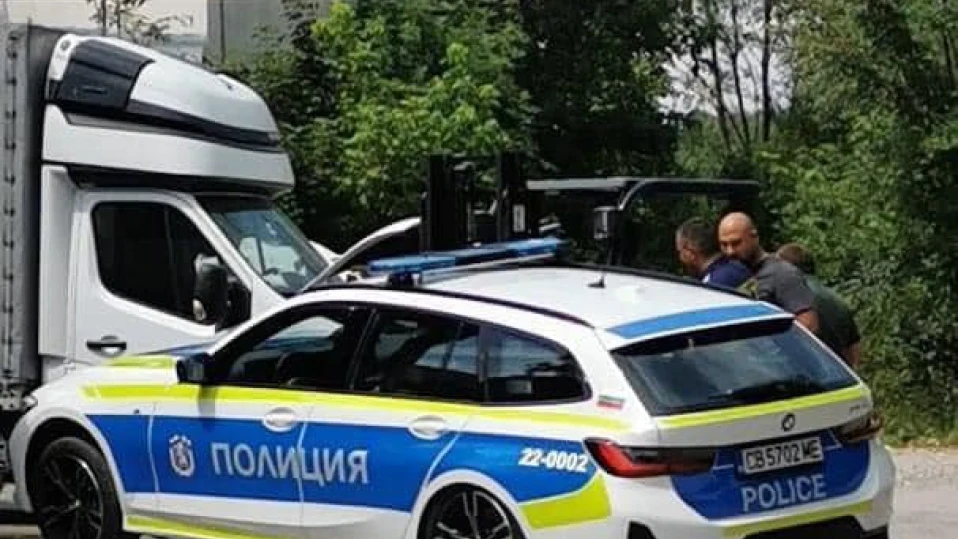Едно от новите БМВ-та на МВР е катастрофирало